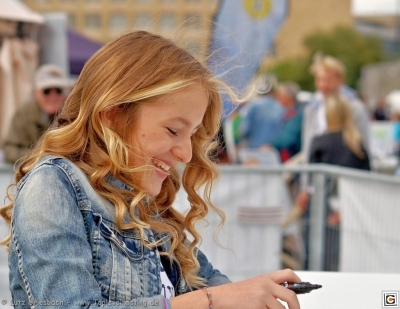Rita Gueli - Autogrammstunde bei der Kids Parade 2013 Berlin_10